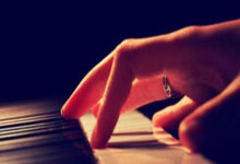 瓦伦西亚主场大胜，重返欧战格局